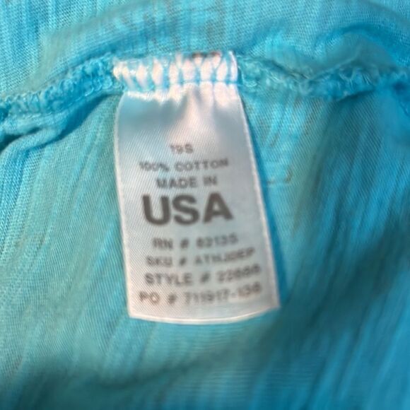 Fresh Produce women's boxy pullover Size Medium Hawaiian Print Split Neck Blue‎ - Picture 8 of 8